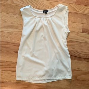 Off white short sleeve top